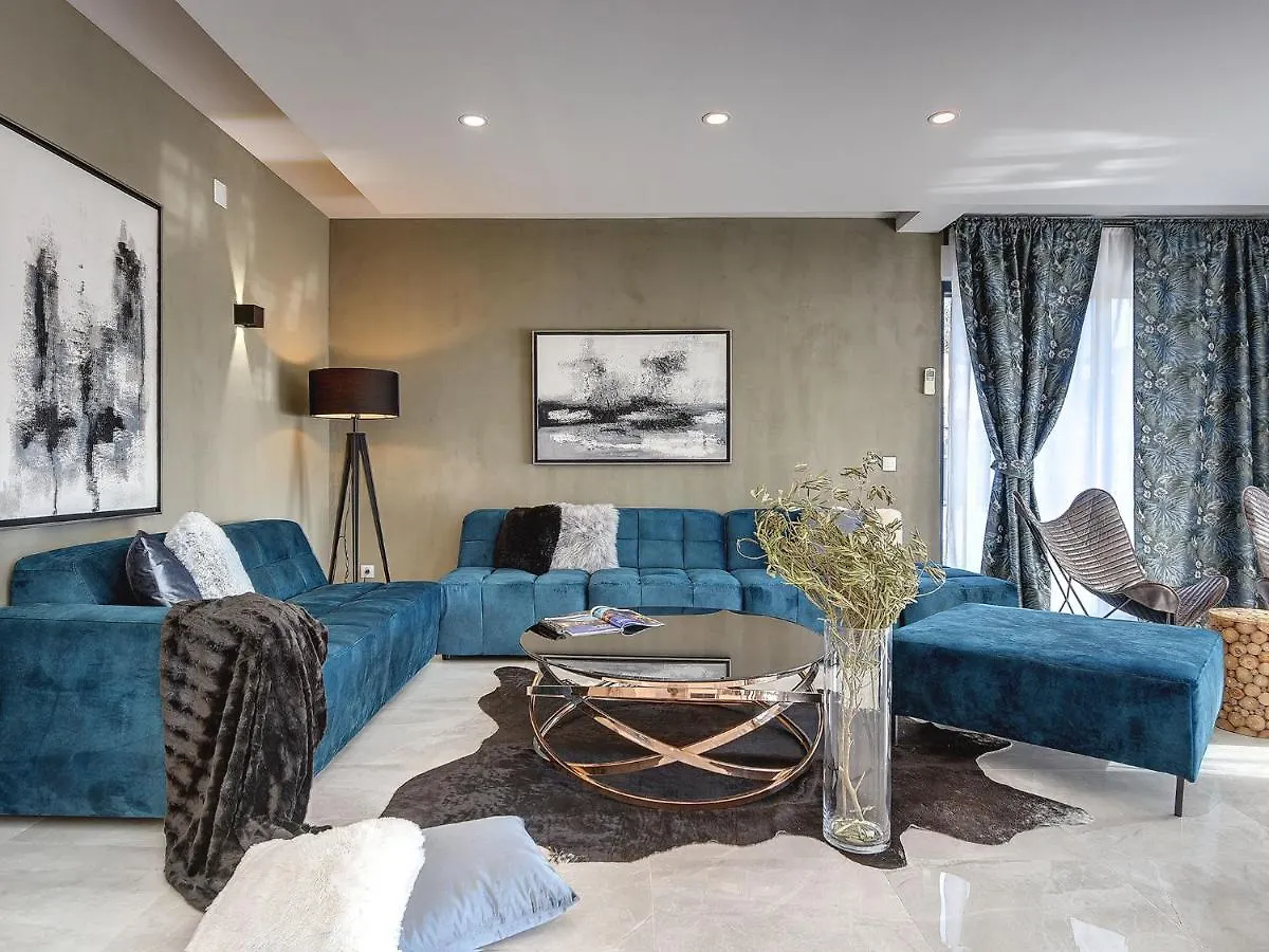 Luxurious Villa In Rovinj With Pool 0*,