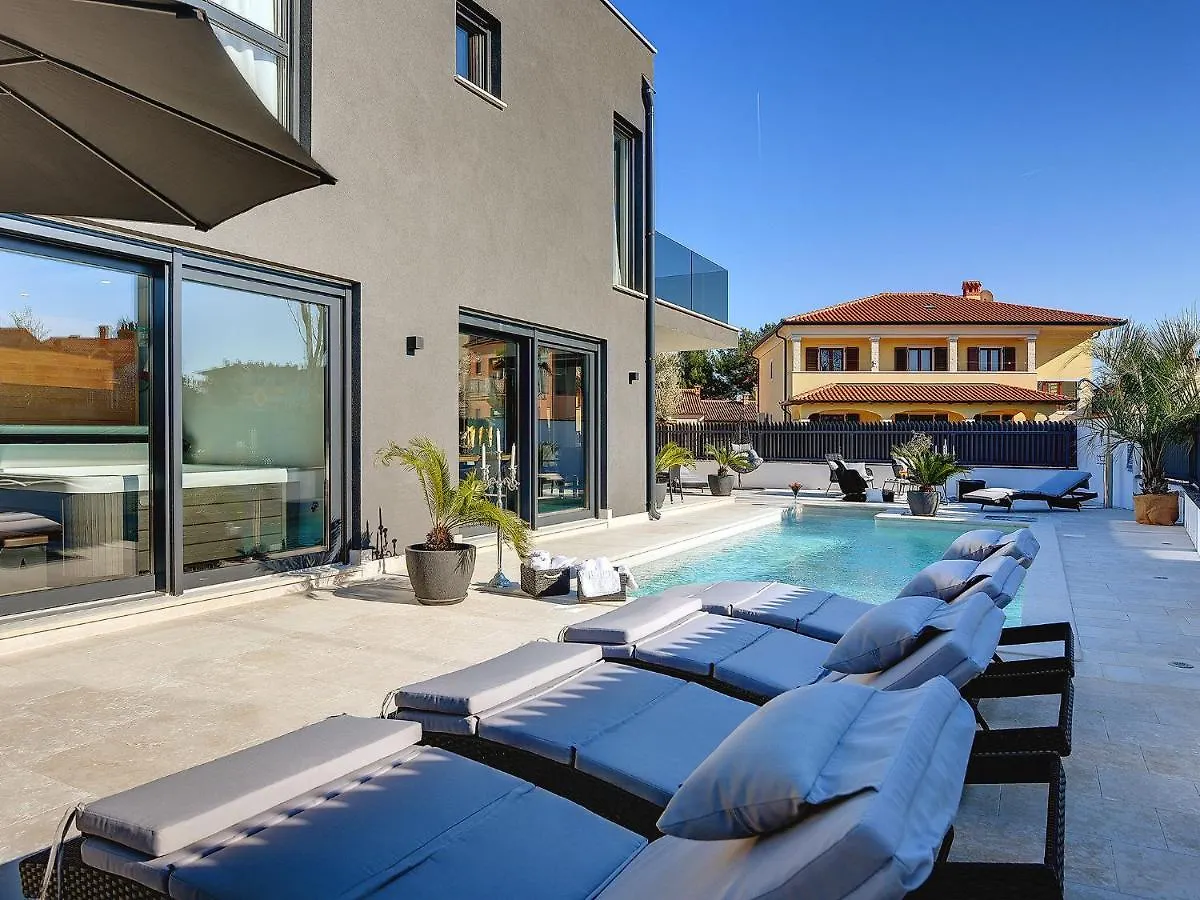 Luxurious Villa In Rovinj With Pool